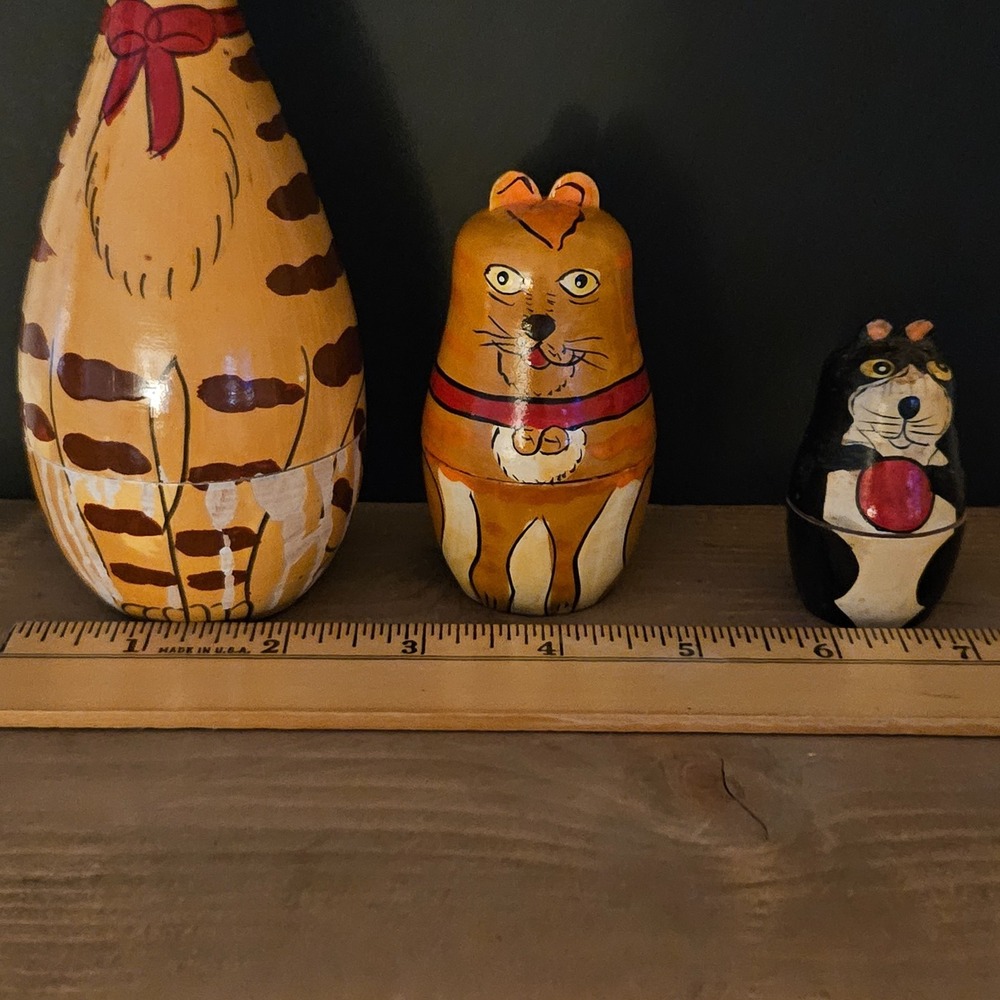 Vintage Wooden Cat Nesting Dolls Set Hand Painted Folk Art Animal‎ 3pc - Picture 5 of 5